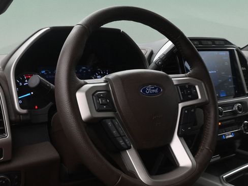 Used 2022 Ford F250 King Ranch w/ King Ranch Ultimate Package AWD/4WD image 19
