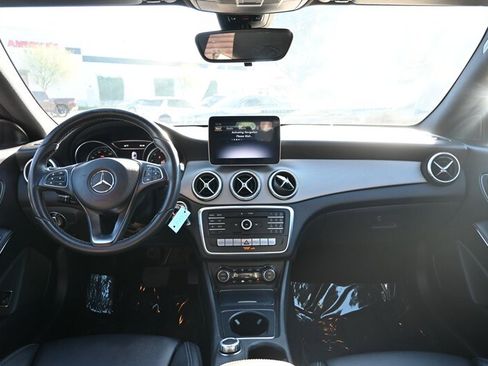 Used 2018 Mercedes-Benz CLA 250 image 40