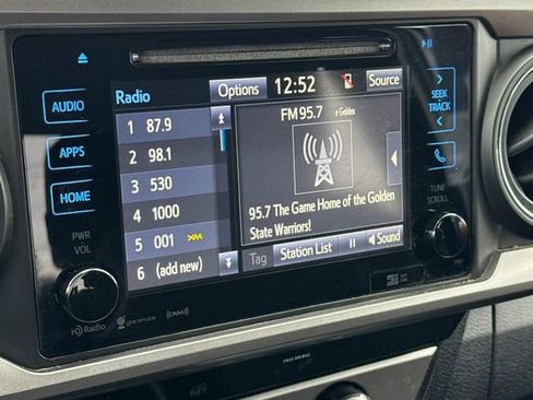 Certified 2018 Toyota Tacoma SR5 image 21