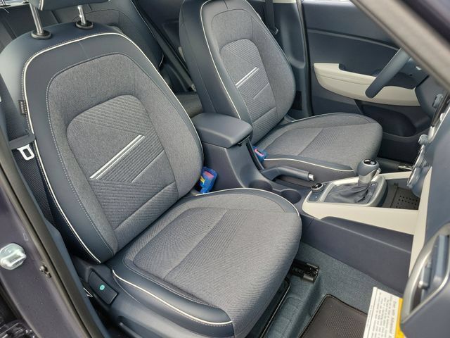New 2026 Hyundai Venue SEL FWD image 17