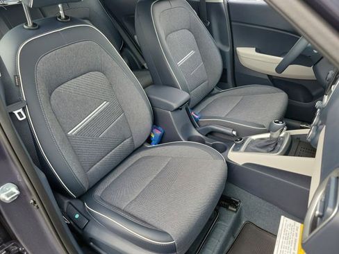 New 2026 Hyundai Venue SEL image 17