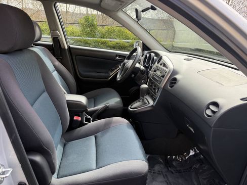 Used 2006 Toyota Matrix XR FWD image 15