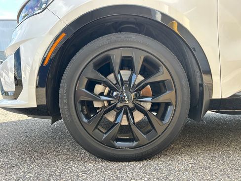 Used 2022 Kia Sorento SX FWD image 7