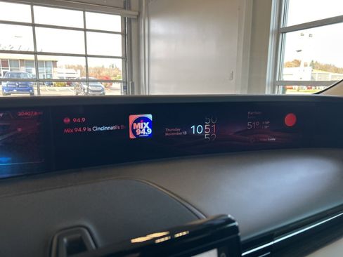 Used 2024 Lincoln Nautilus Reserve image 33