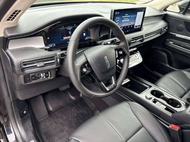 Certified 2023 Lincoln Corsair AWD w/ Equipment Group 101A image 29