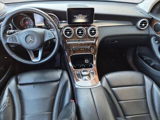 Used 2017 Mercedes-Benz GLC 300 image 18