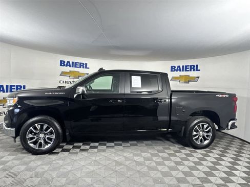 Used 2024 Chevrolet Silverado 1500 LT AWD/4WD image 2