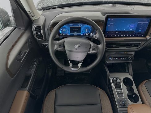 New 2025 Ford Bronco Sport Outer Banks w/ Sasquatch Outer Banks Package image 25