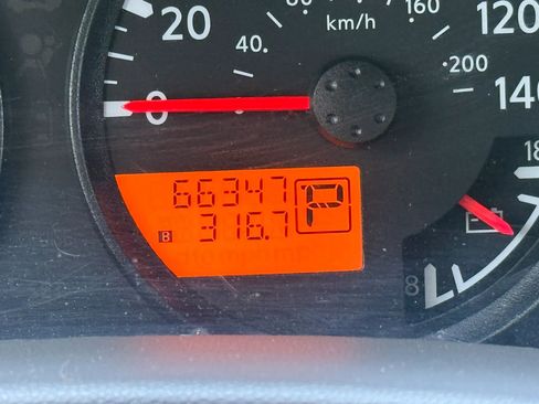 Used 2016 Nissan Frontier SV RWD image 28