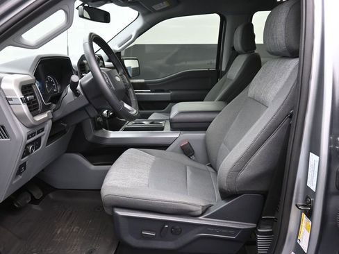 Certified 2022 Ford F150 XLT w/ Equipment Group 302A High image 21