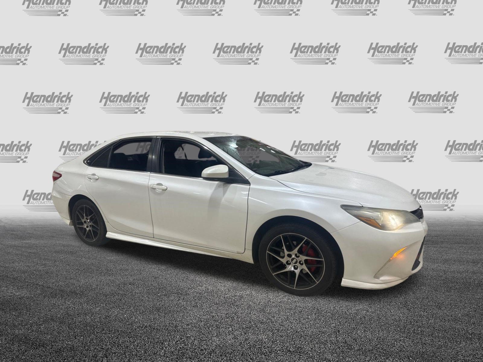 Used 2016 Toyota Camry SE FWD image 50