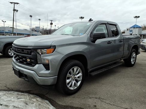 Used 2026 Chevrolet Silverado 1500 Custom image 1