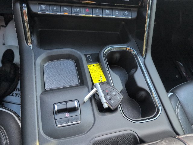 Used 2024 GMC Sierra 2500 AT4X AWD/4WD image 39