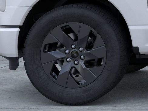 New 2025 Ford F150 Lightning Lariat image 22