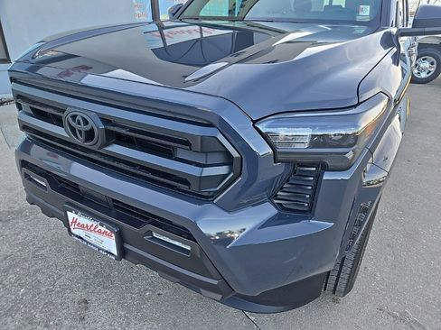 Used 2025 Toyota Tacoma SR5 image 18