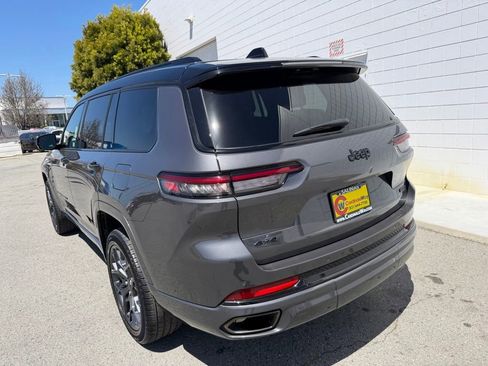Used 2025 Jeep Grand Cherokee L Summit AWD/4WD image 4