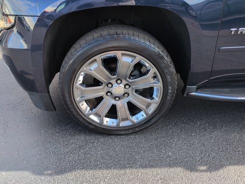 Used 2017 Chevrolet Tahoe Premier AWD/4WD image 27
