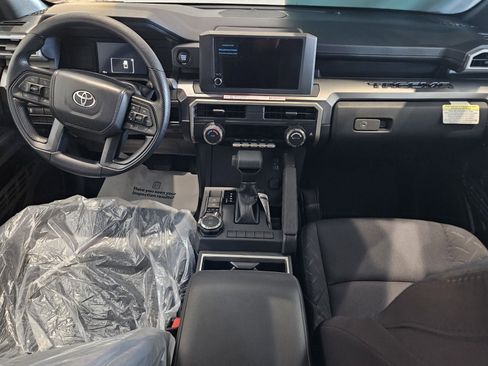 New 2025 Toyota Tacoma SR5 image 7