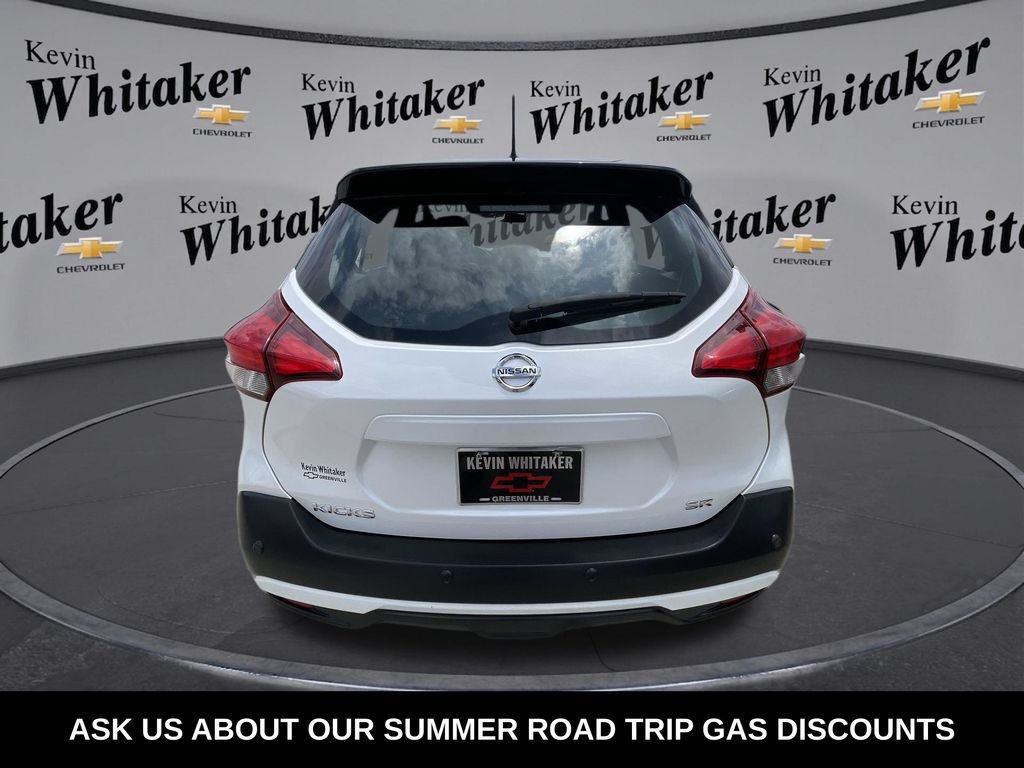 Used 2020 Nissan Kicks SR FWD image 8