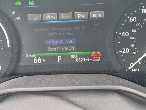 Used 2025 Toyota Sienna XLE image 24