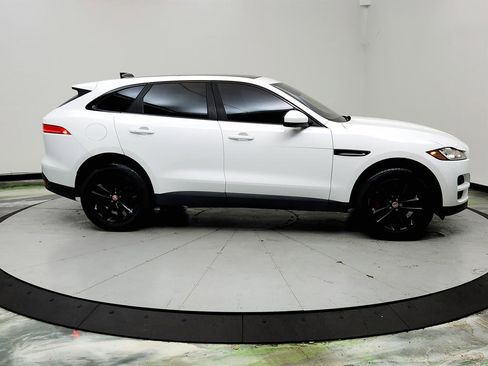 Used 2020 Jaguar F-PACE Premium image 4
