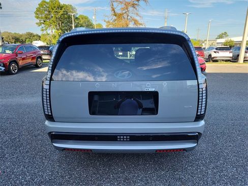 New 2026 Hyundai Ioniq 9 Limited image 4