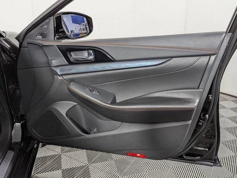 Used 2023 Nissan Maxima SR w/ Sport Mat Group image 31