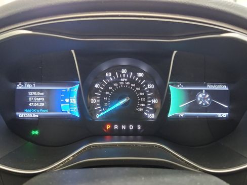 Used 2017 Ford Fusion SE w/ Fusion SE Technology Package FWD image 15