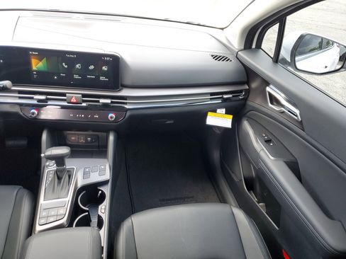 New 2026 Kia Sportage EX w/ EX Panorama Roof Package image 15