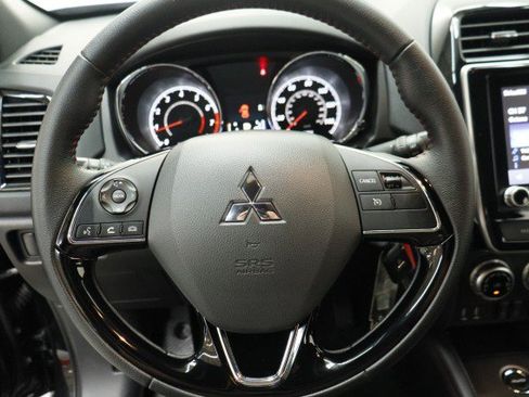 Used 2025 Mitsubishi Outlander Sport AWD image 10