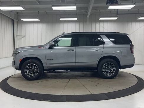 Used 2023 Chevrolet Tahoe Z71 w/ Luxury Package image 5