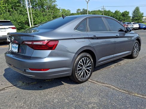Used 2021 Volkswagen Jetta SE w/ SE Cold Weather Package FWD image 6