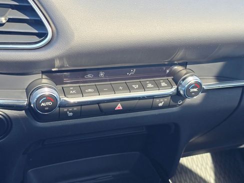 Used 2025 MAZDA CX-30 AWD 2.5 S w/ Premium Package image 29