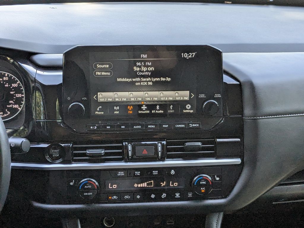 Used 2025 Nissan Pathfinder SL FWD image 19