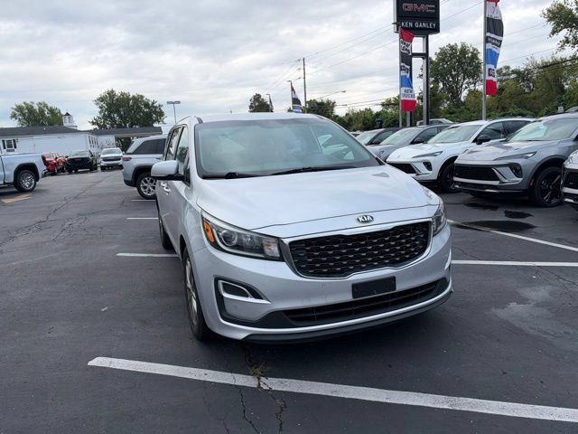 Used 2019 Kia Sedona EX FWD image 6