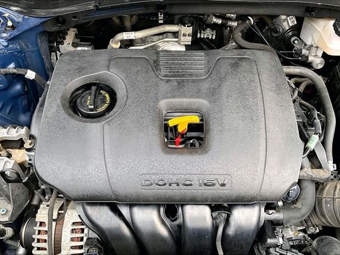 Used 2021 Kia Seltos S image 32