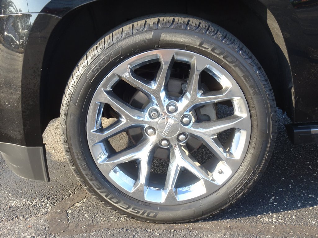Used 2018 GMC Yukon Denali AWD/4WD image 32