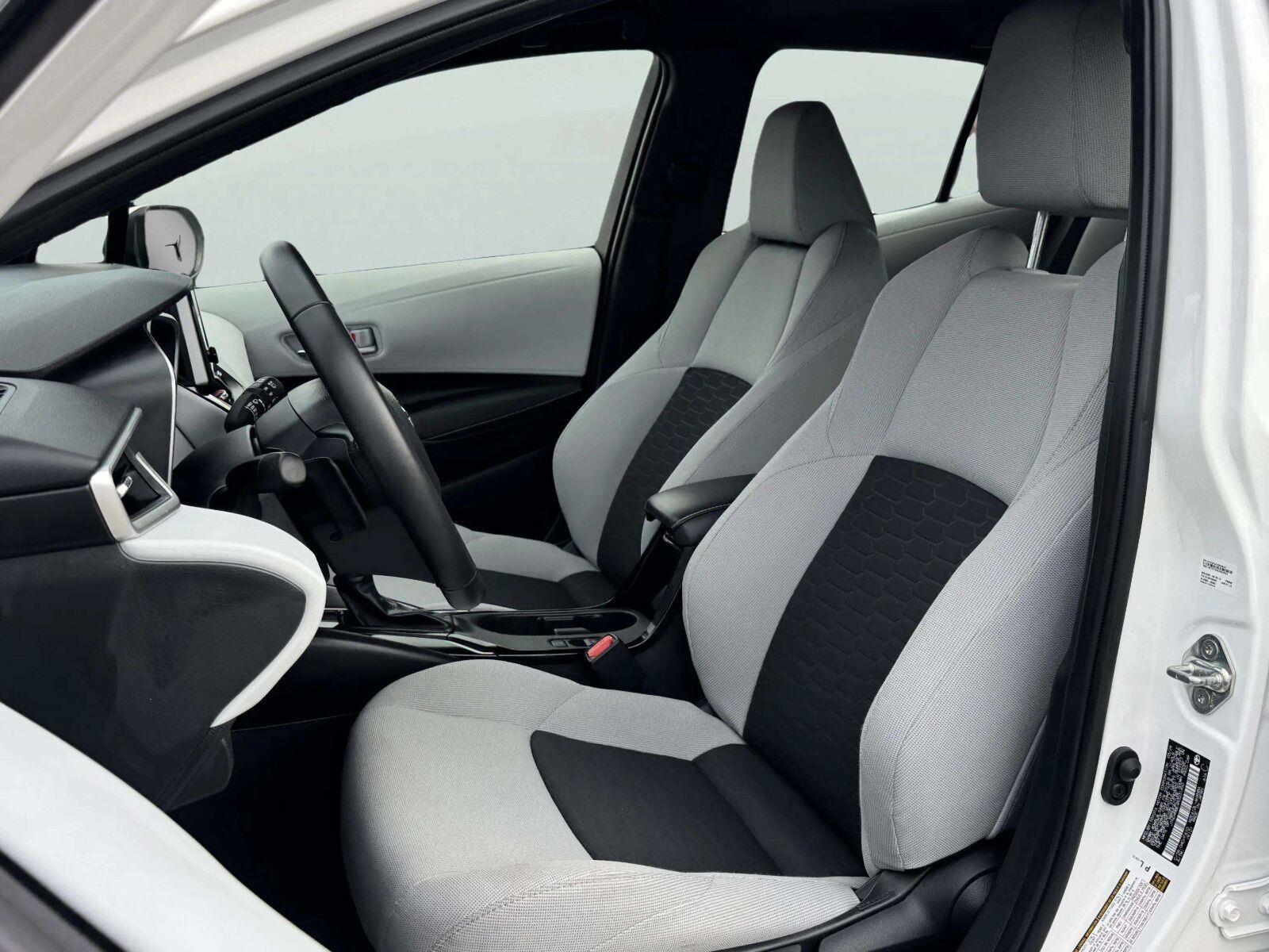 Used 2024 Toyota Corolla SE FWD image 16