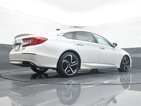 Used 2022 Honda Accord Sport Special Edition image 11