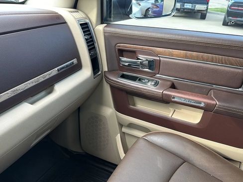 Used 2015 RAM 3500 Laramie Longhorn w/ Convenience Group AWD/4WD image 93