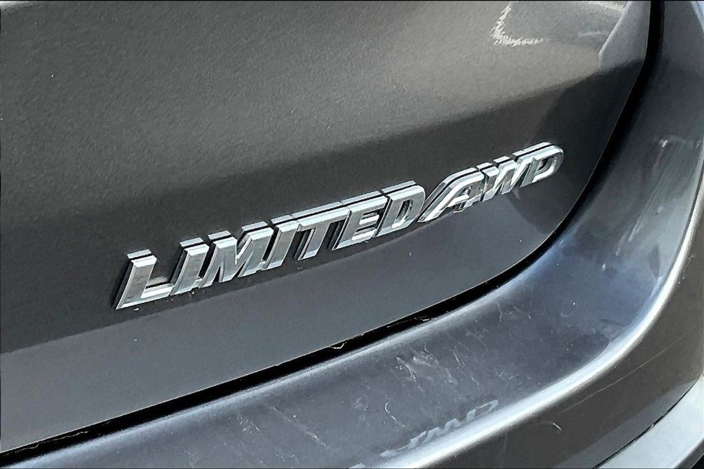 Used 2015 Toyota Highlander Limited AWD/4WD image 20