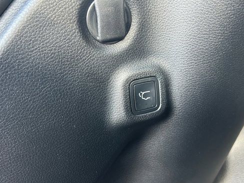 Used 2021 Jeep Compass Latitude image 14