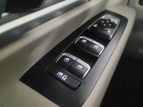 Used 2021 Kia Telluride S FWD image 27