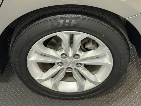 Used 2019 Chevrolet Cruze LT FWD image 19