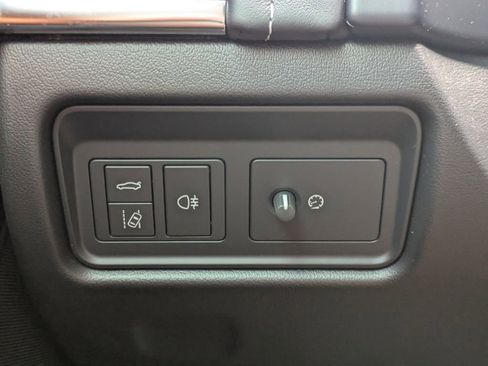 Used 2024 Jaguar F-TYPE R-Dynamic image 22