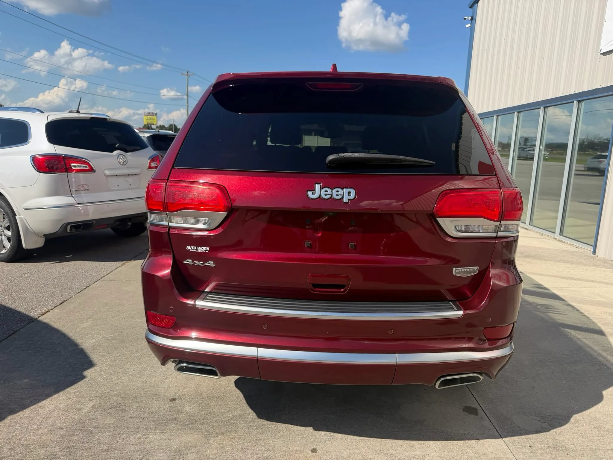 Used 2021 Jeep Grand Cherokee Summit w/ Platinum Series Group AWD/4WD image 17