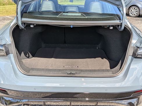 New 2026 Nissan Sentra SR w/ SR Premium Package FWD image 27
