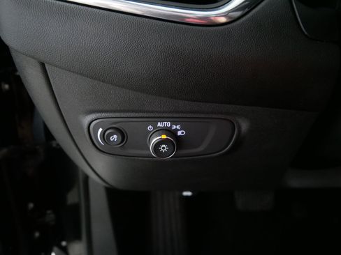 Used 2023 Chevrolet Equinox LT AWD/4WD image 26