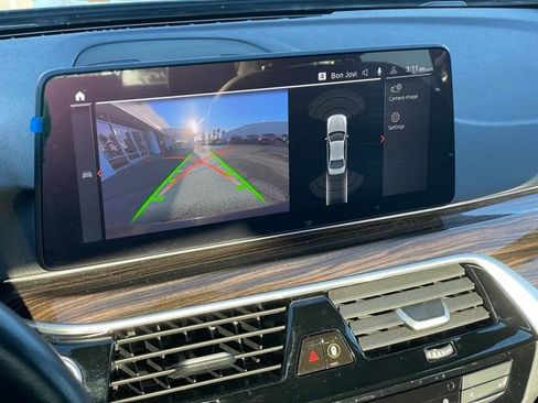 Certified 2023 BMW 530i xDrive w/ Premium Package image 20