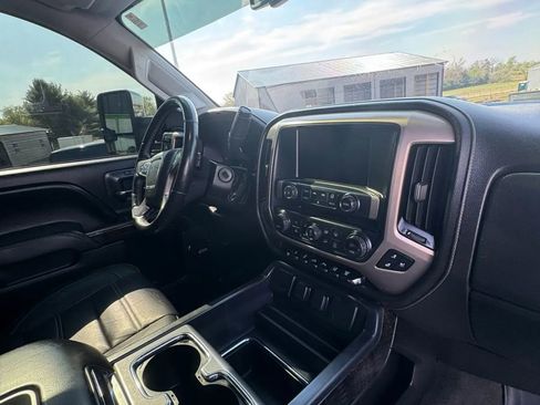 Used 2016 GMC Sierra 2500 Denali w/ Duramax Plus Package image 27